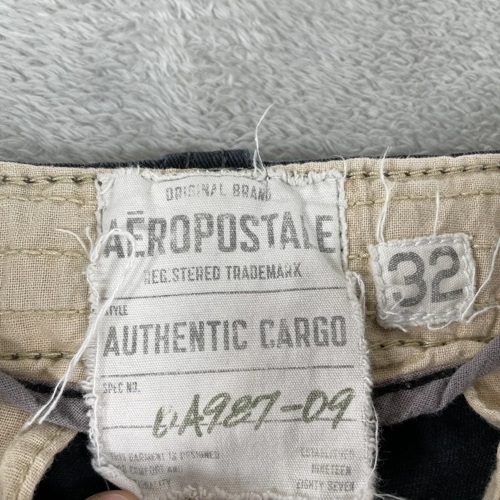Vintage Aeropostale Cargo Shorts Mens 32 Black Y2K Baggy Cotton Utility Skater